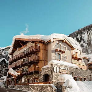 Avancher Hotell