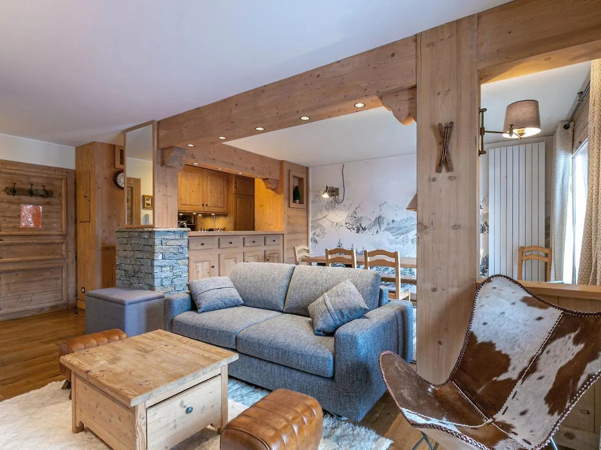 Appartement Haut De Gamme Avec Terrasse Et Acces Skis Aux Pieds A Val-D'Isere - Fr-1-694-206