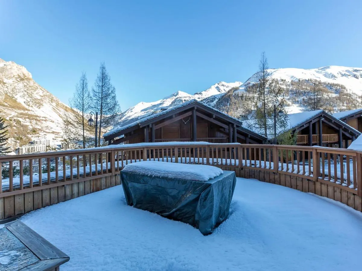 Appartement Haut De Gamme Avec Terrasse Et Acces Skis Aux Pieds A Val-D'Isere - Fr-1-694-206 0*,